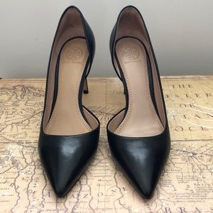 Tory Burch black leather pointy toe stilettos sz 7